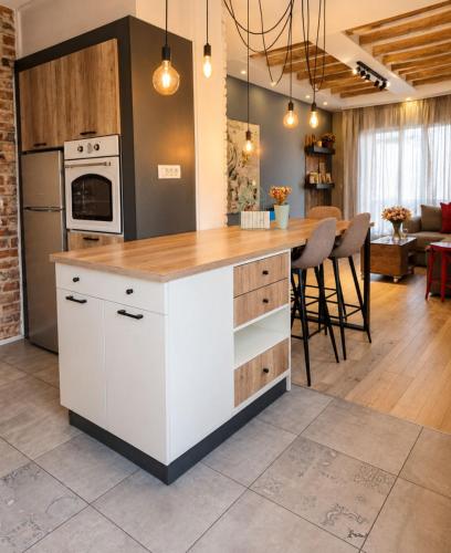 Luxury Loft Center #2 Min to Main Square# Parking, Skopje