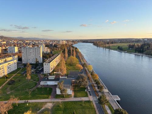 Appartement vue lac dAllier - Location saisonnière - Vichy