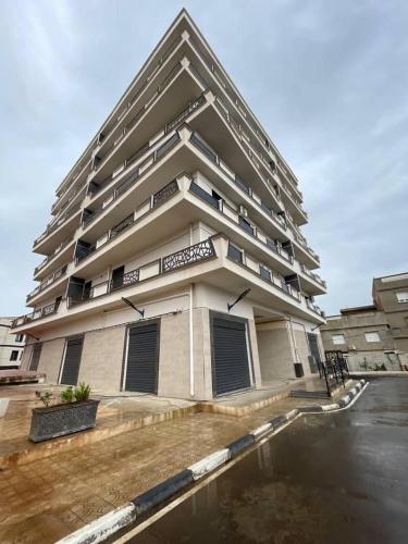 Résidence Familiale avec Aire de Jeux Proche MostaLand & Mer (Residence Familiale avec Aire de Jeux Proche MostaLand & Mer) in Mostaganem