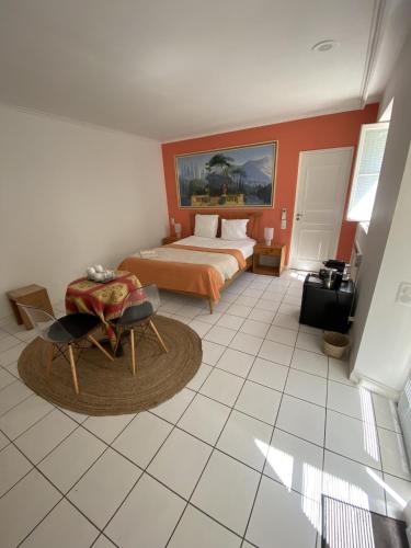 1 queen bed
