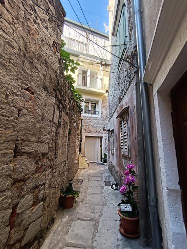 Studio apartman Moni - Šibenik (Studio apartman Moni - Sibenik) in Sibenik óvárosa