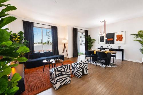 Sun-Drenched Hideaway with Dual Balcony, Pool, & Gym 215 in Sherman Oaks