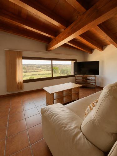 Koplietošanas atpūtas telpa ar TV, El Mirador de Fonolleres in Fonolleres