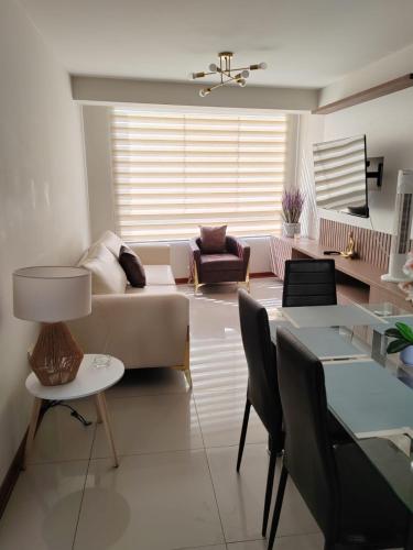 APARTAMENTO AMOBLADO A 5 min DEL CENTRO
