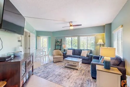 Forest Beach Villas 409 photo 2