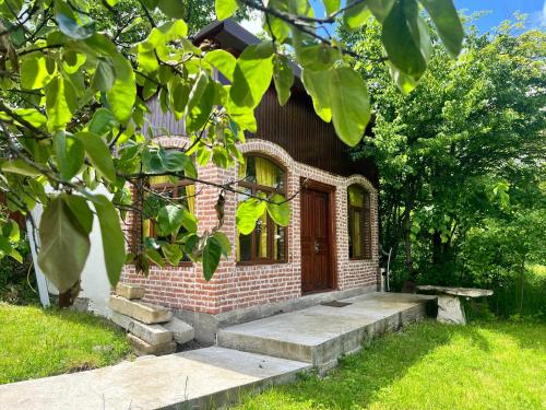 Marisi Cottage - კოტეჯი მარისი in Ambrolauri