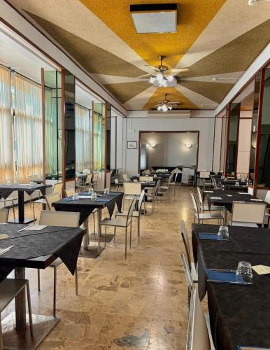 Hotel Caracas in Cattolica