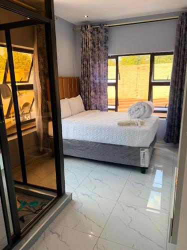 Diana's Place Guest house in มาสวิงโก