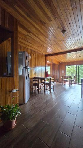 Зручності, Monteverde Monkey Hostel in Монтеверде