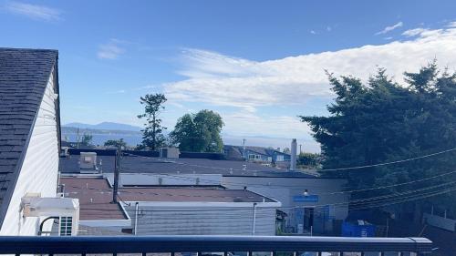 Entire condo in White Rock, Canada in White Rock (BC)