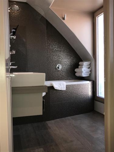 Hôtel Jacques De Molay - image 5