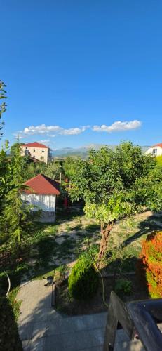 Vila L&D Garden House in Pogradec