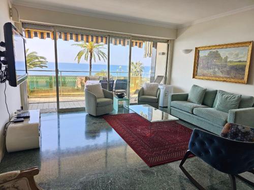 The Best Location in Promenade des Anglais
