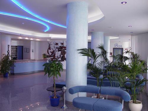 Hotel Maxim's 4