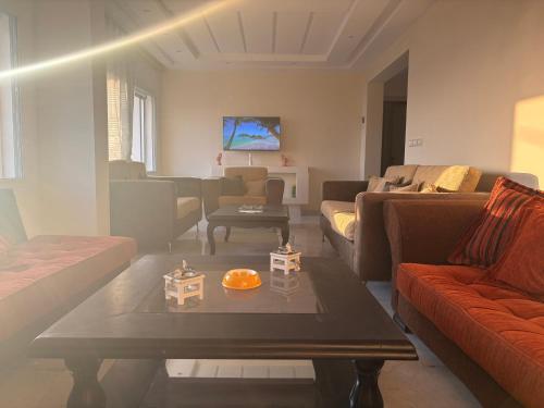 Étage de Villa Salina (Etage de Villa Salina) in Korba