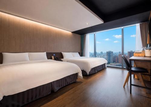 Calligraphy Greenway Hotel in Taichung