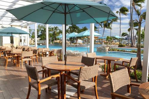 餐廳, 巴哈馬天堂島華威酒店 - 全包式 - 僅限成人 (Warwick Paradise Island Bahamas - All Inclusive - Adults Only) in 拿騷