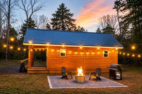 The Cozy Cold Brook Escape
