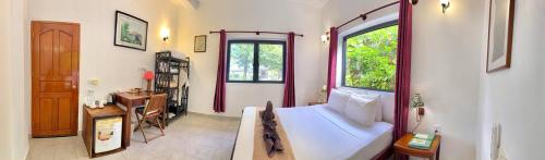 Au Cabaret Vert Hotel near Phnom Sampeou