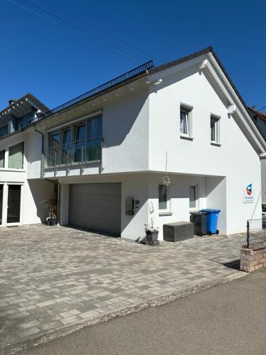 Ferienwohnung Jeannette ideal für Geschäftsreisende, WLAN und Rechnung möglich, Sigmaringen