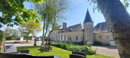 Viesnīcas āriene, Manoir les Quatre Etoiles, Sainte Mere Eglise in Turqueville ciems