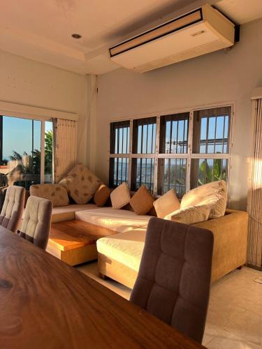 Sunny Hill House Ocean View Luxury Large Groups — other in 2/2 Moo 6, Bo Hin, Sikao Thailand, 92150