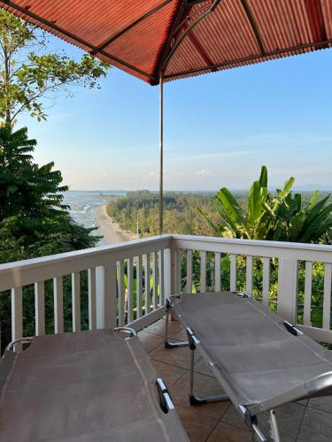 Sunny Hill House Ocean View Luxury Large Groups in Si Kao