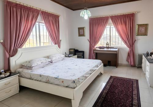 2BR Apartment among the Pine trees and Foggy sky in Falougha