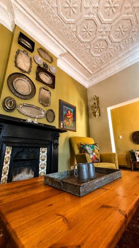 Del Roza Guest House