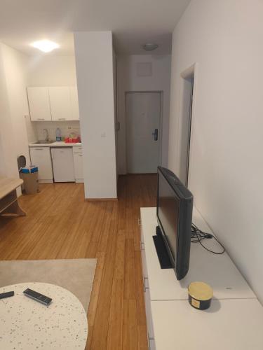 city hotel apartman - image 3
