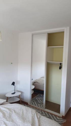 Luminous room in a shared appt 2