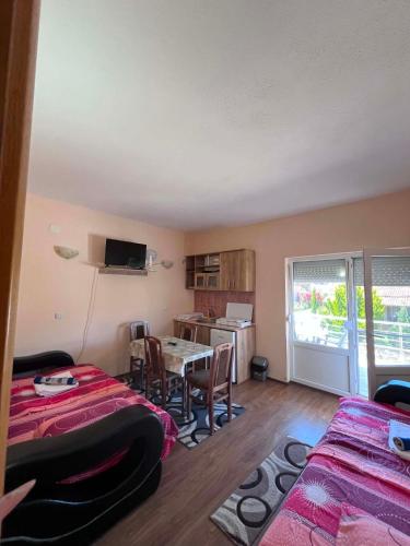 Létesítmények, Krapce - Lake View Apartments in Star Dojran