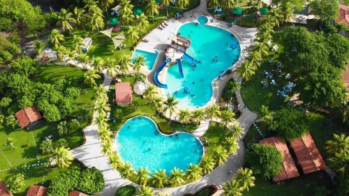 Pool • Game Room • Fire Pit • Resort Access in Los Cobanos