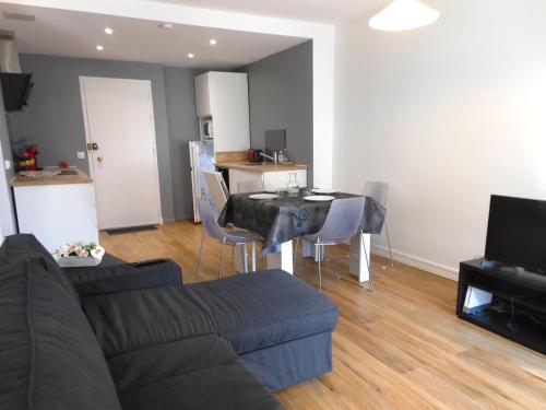 Appartement plein centre 40m2 2 balcons