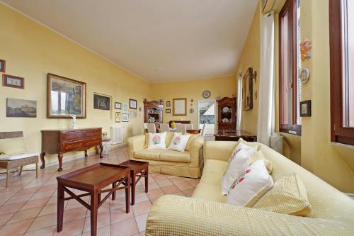 Charming Vatican apartment 150m2 - 1600sq ft