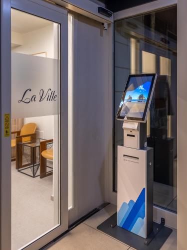 Vista exterior, Hotel de La Ville - Self Check-In in Fidenza