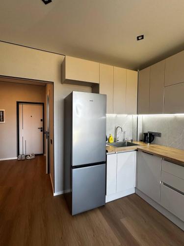 Modern Stay by the Sea - 150m to Beach in Tjornomorsk