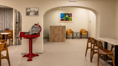 Lobby, Hotel de La Ville - Self Check-In in Fidenza