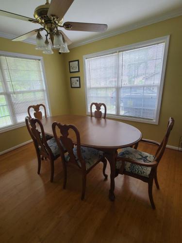 Columbia Soundside Cottage in 北卡羅來納州伊登頓