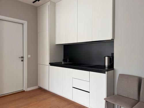 ห้องครัว, ER Suites & Wine in เปเจ