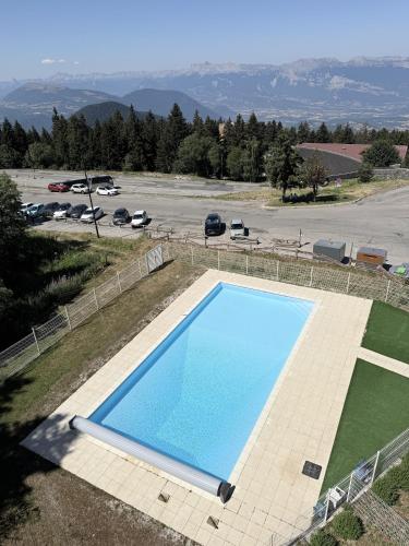 Stud 4 Pers Roche Béranger piscine