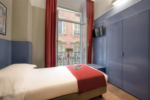 Economy Single Room image 2