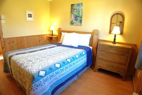 Sleeps 6