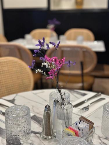 Ресторан, Sunset Inn and Suites in Фредериксбург