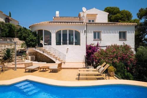 Beautiful Casa Faisà with sea view