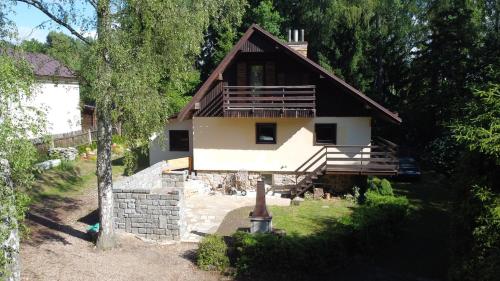Dārzs, Na samotě u lesa (Na samote u lesa) in Maršov u Úpice
