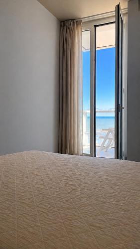 Seafront apartment