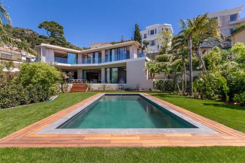 Beautiful architect-designed villa - Luxury