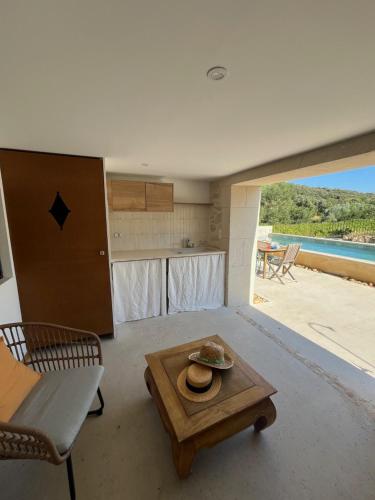 Skats, Mas Grange Neuve in Venejan