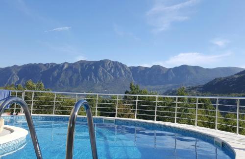 Vrt, Yokana Villa & Pool in Sotonići